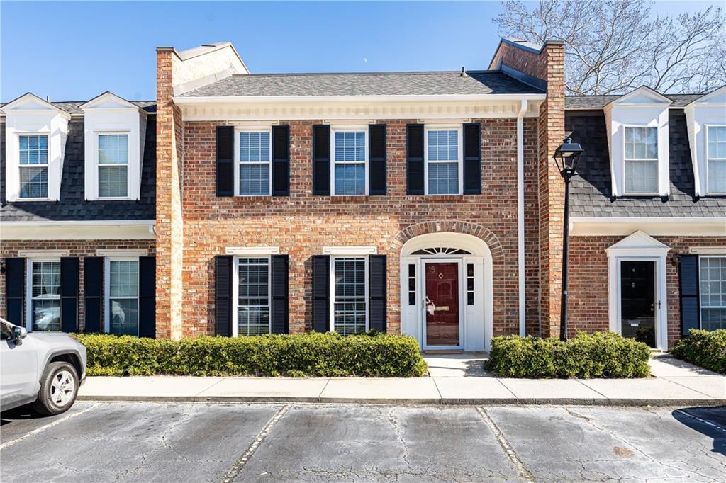 15 Kings Tavern Pl., Atlanta, GA 30318