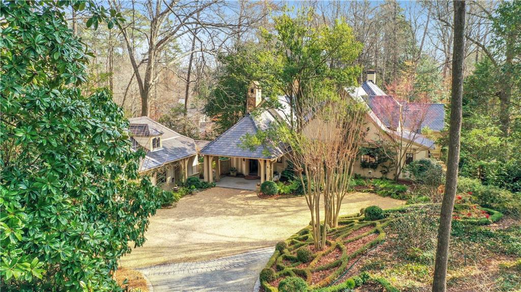 6 Arden Moor, Atlanta, GA 30305