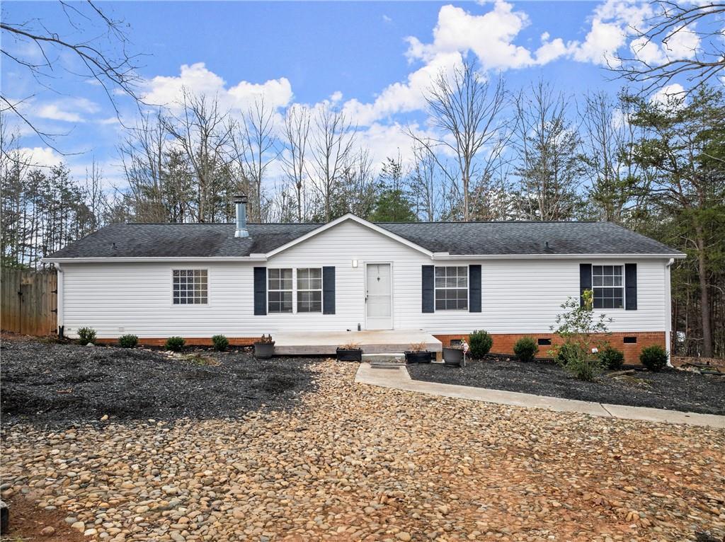 135 Cougar Dr., Cleveland, GA 30528