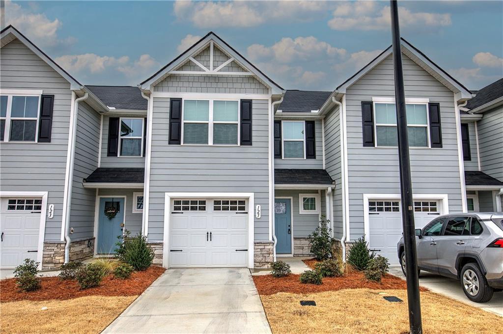 125 Chastain Dr., Cartersville, GA 30120