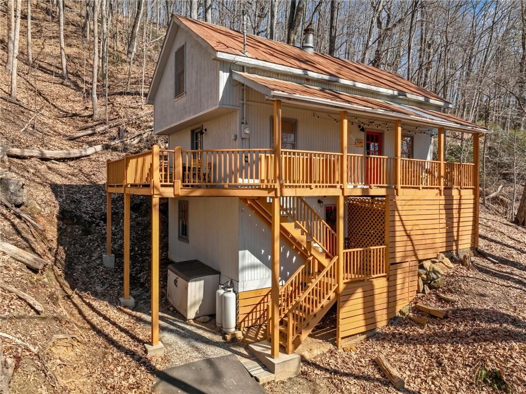 176 Lookout Ridge Rd., Cleveland, GA 30528