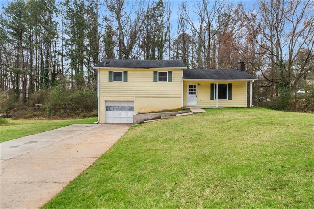 72 Diane Ct., Dallas, GA 30157