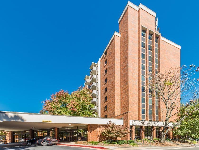 300 Johnson Ferry Rd. ##B401, Atlanta, GA 30328