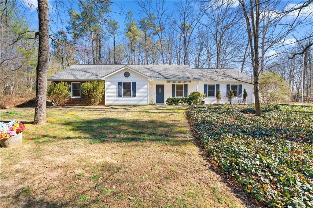 322 Beason Rd., Calhoun, GA 30701