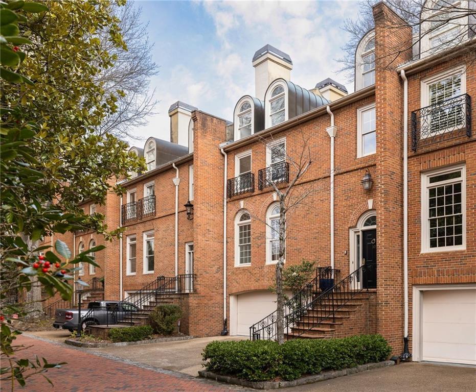 2600 Peachtree Rd. #10, Atlanta, GA 30305