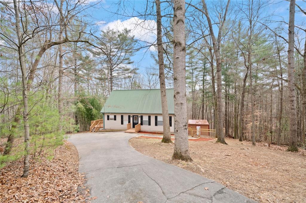 168 Ridgecrest Cir., Ellijay, GA 30540