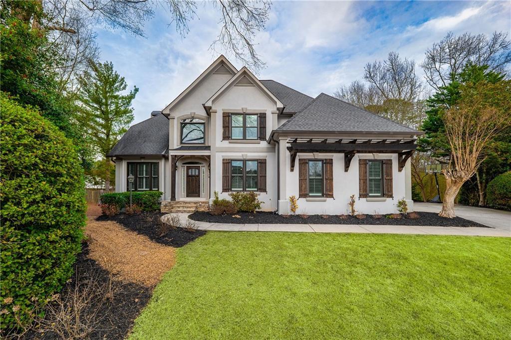 1199 Jennifer Oaks Dr., Alpharetta, GA 30004