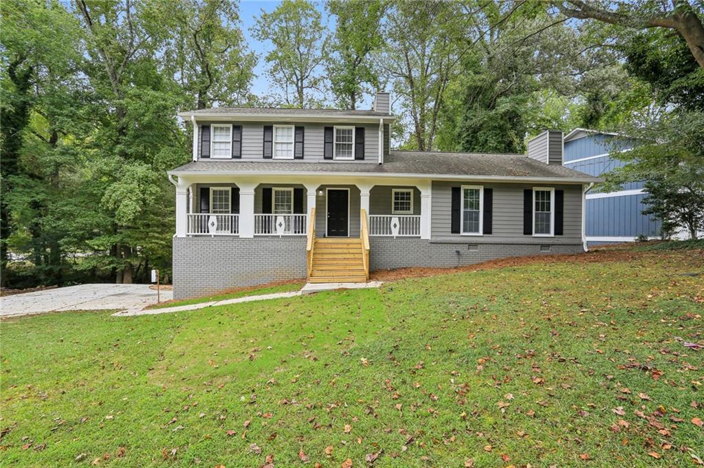 529 Rockborough Ter., Stone Mountain, GA 30083