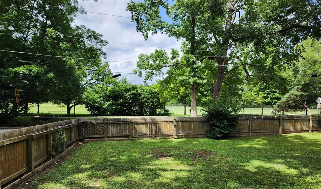 382 Golfview Rd., Atlanta, GA 30309