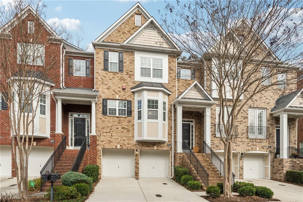 2959 Rivergreen Ln., Atlanta, GA 30339