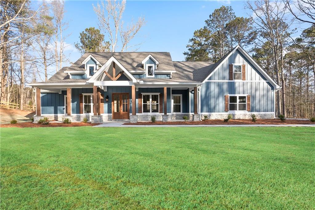 602 Sandhill Hickory Level Rd., Carrollton, GA 30116
