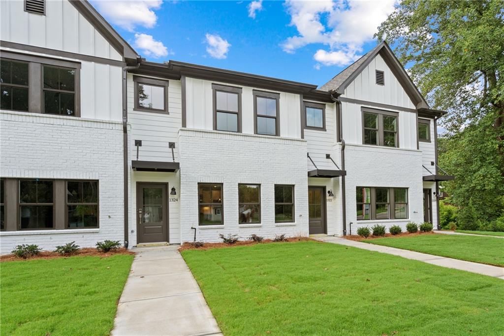 1322 Parc Bench Rd., Atlanta, GA 30316