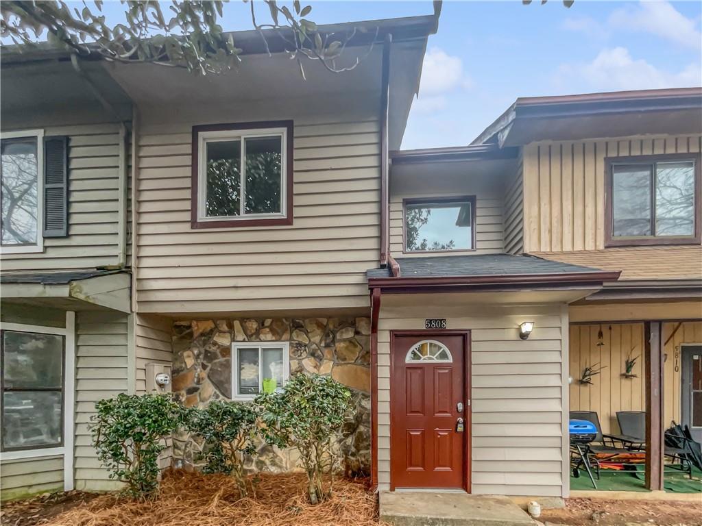 5808 Trent Walk Dr., Lithonia, GA 30038