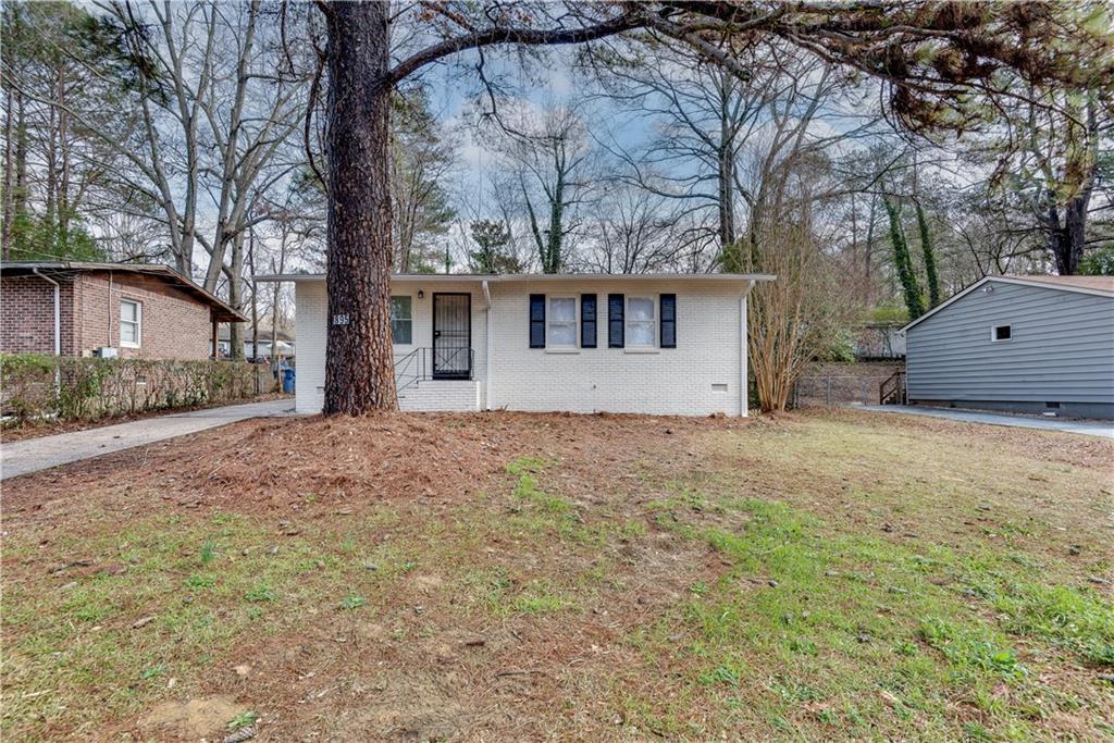 895 Mercury Dr., Atlanta, GA 30331