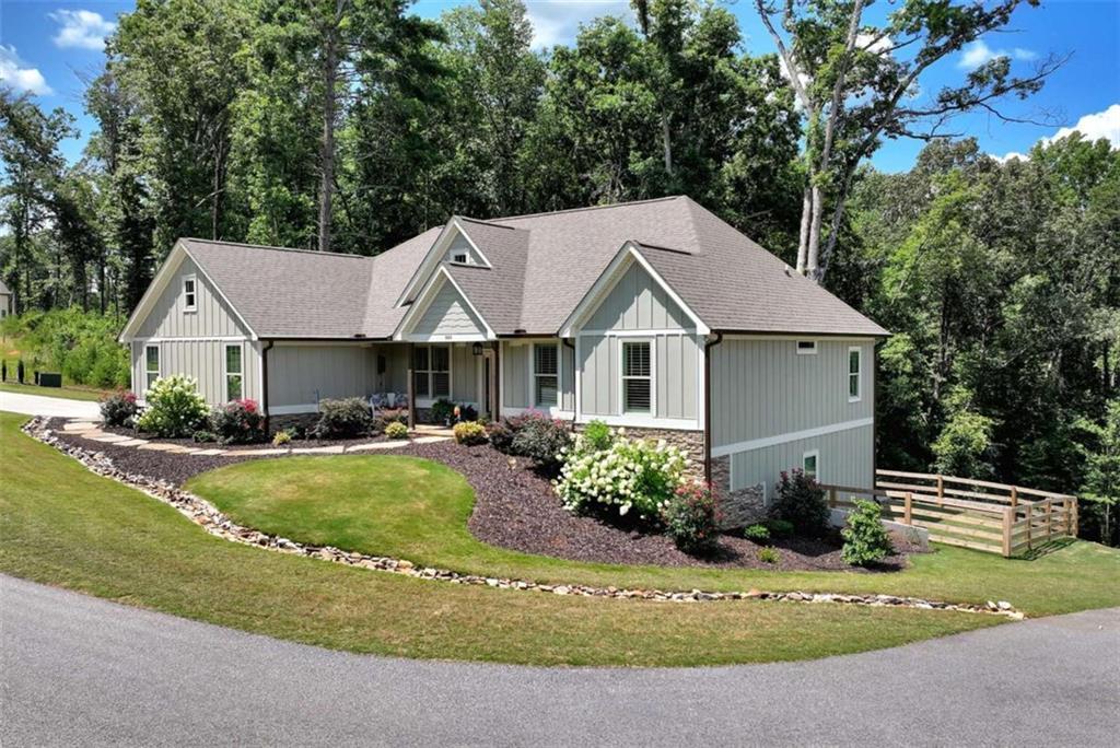 989 Yonah Lake Dr., Sautee Nacoochee, GA 30571