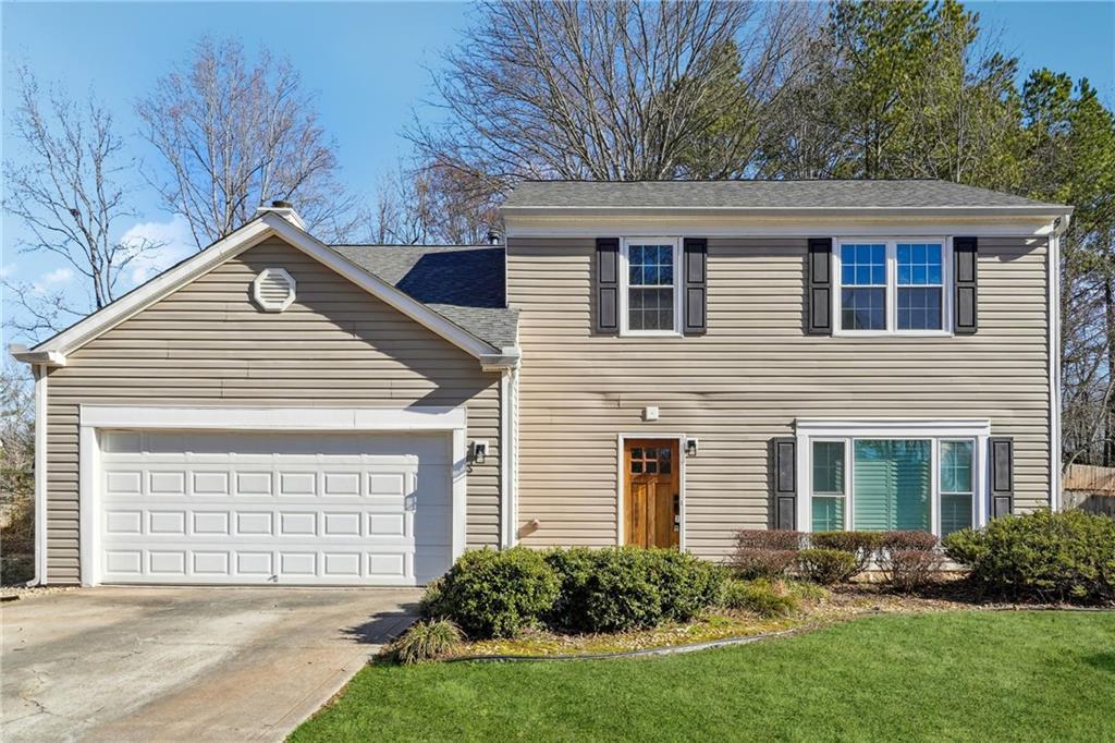 704 Carriage Ct., Lawrenceville, GA 30044