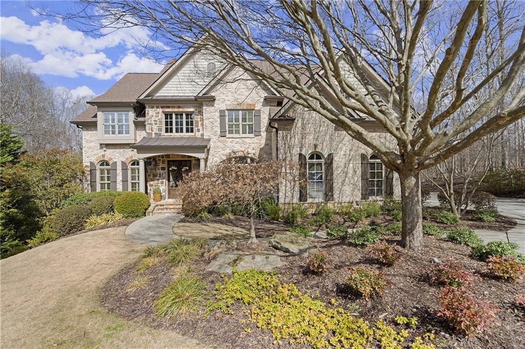 14125 Triple Crown Dr., Alpharetta, GA 30004