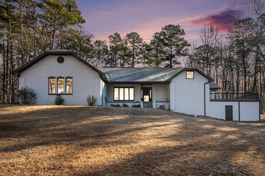 1675 Dodson Dr., Atlanta, GA 30311