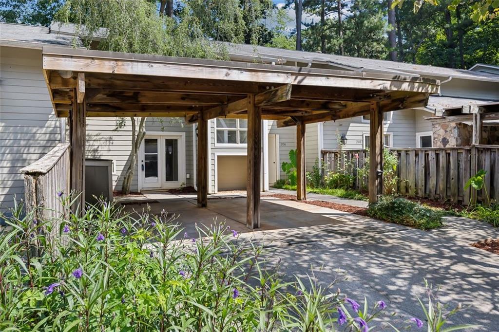 2106 Clairmeade Valley Rd., Atlanta, GA 30329