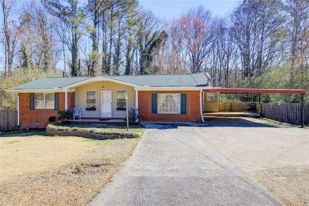 3701 W County Line Rd., Douglasville, GA 30135