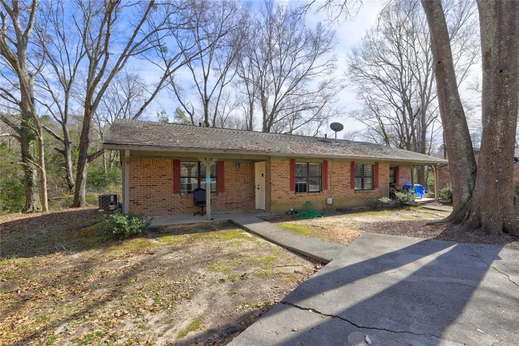 1030 Barn Oak Ct., Conyers, GA 30012