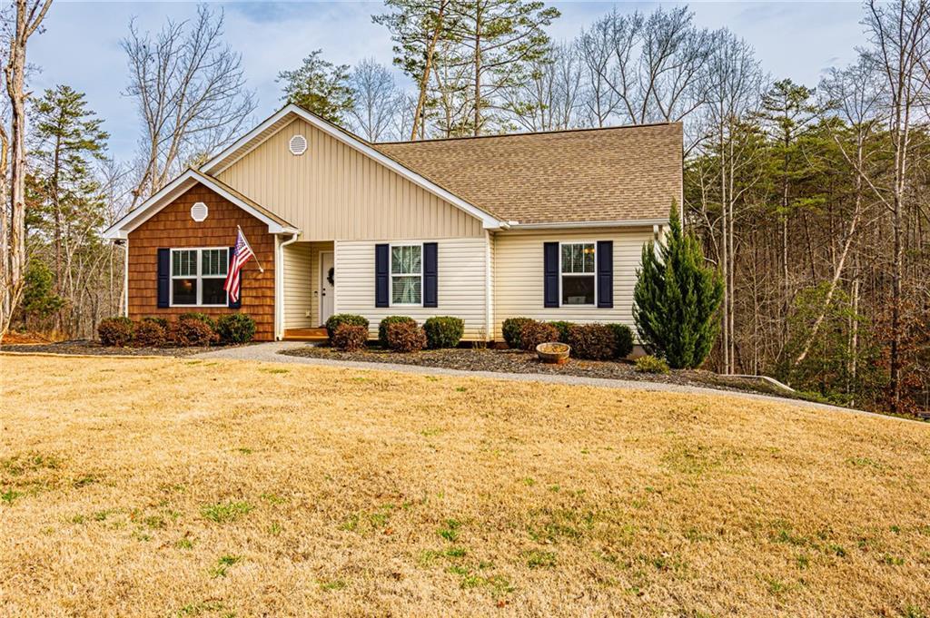 350 Brookwoods Ln., Dahlonega, GA 30533