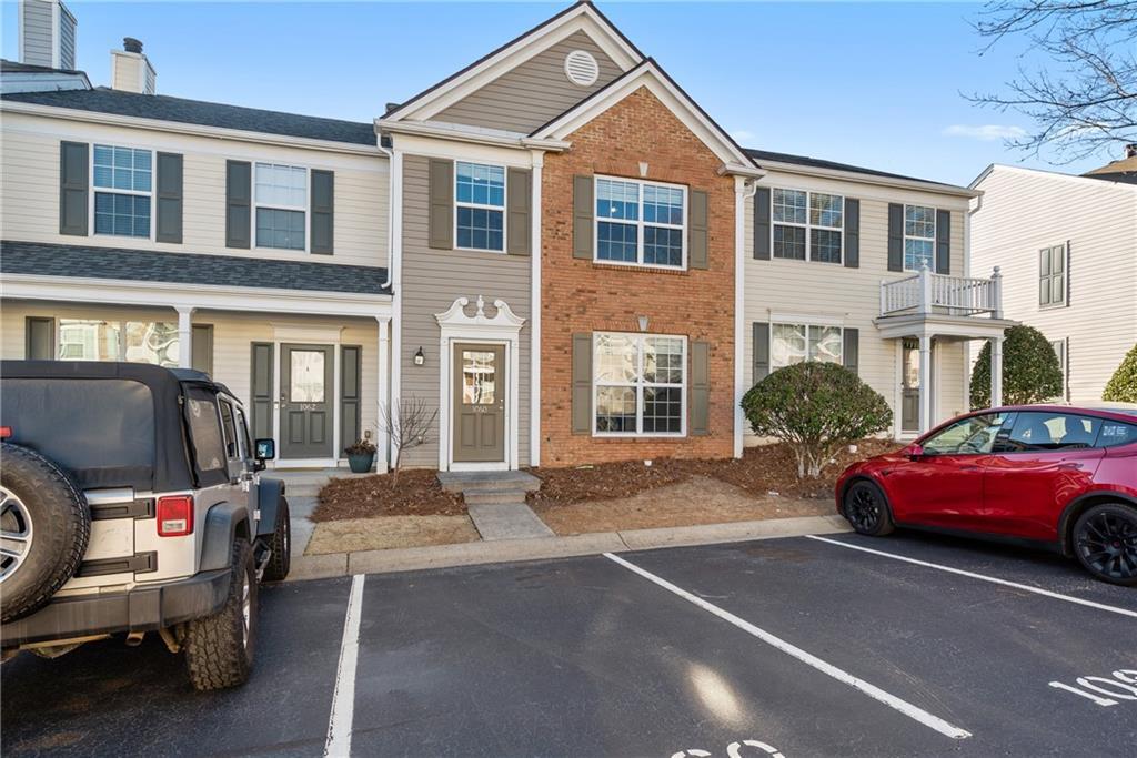 1060 Prestwyck Ct., Alpharetta, GA 30004