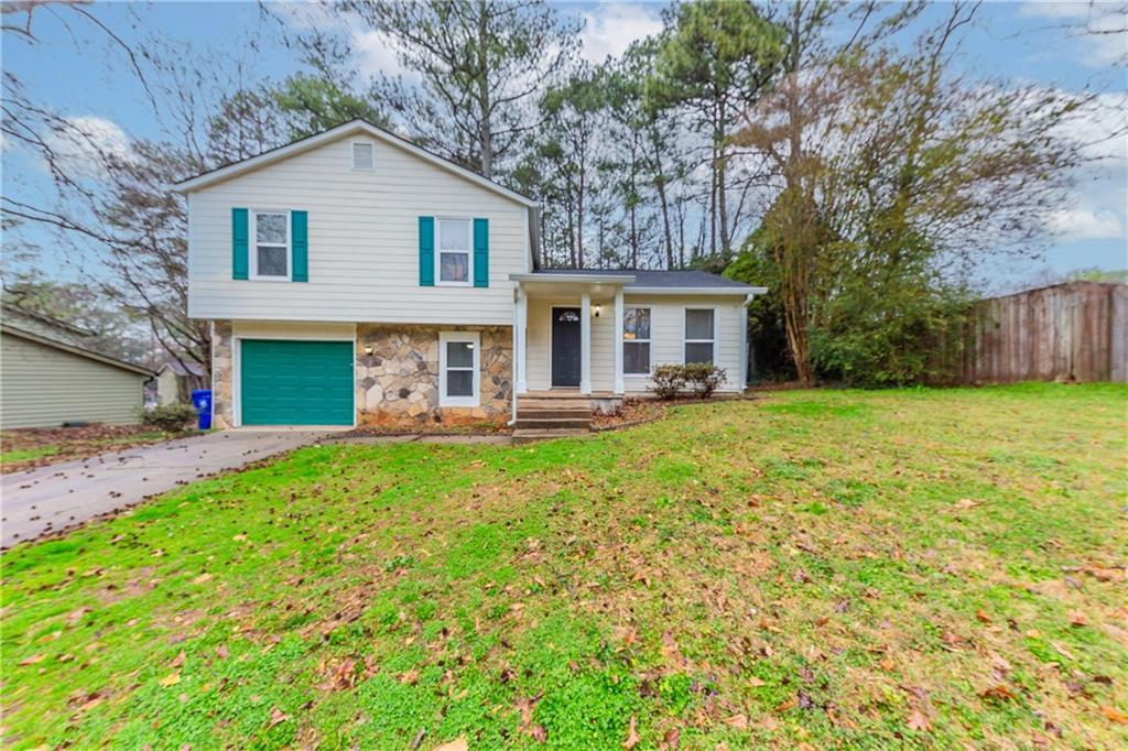 4674 Hairston Crossing Pl., Stone Mountain, GA 30083