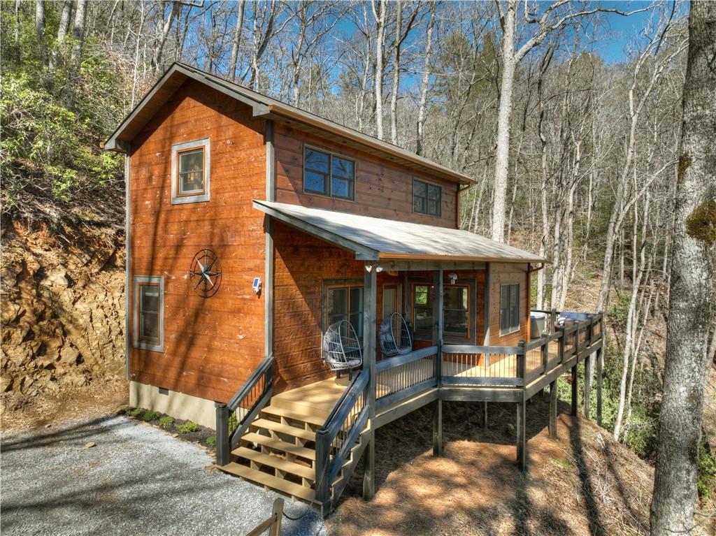 204 Mountain View Cir., Blue Ridge, GA 30513