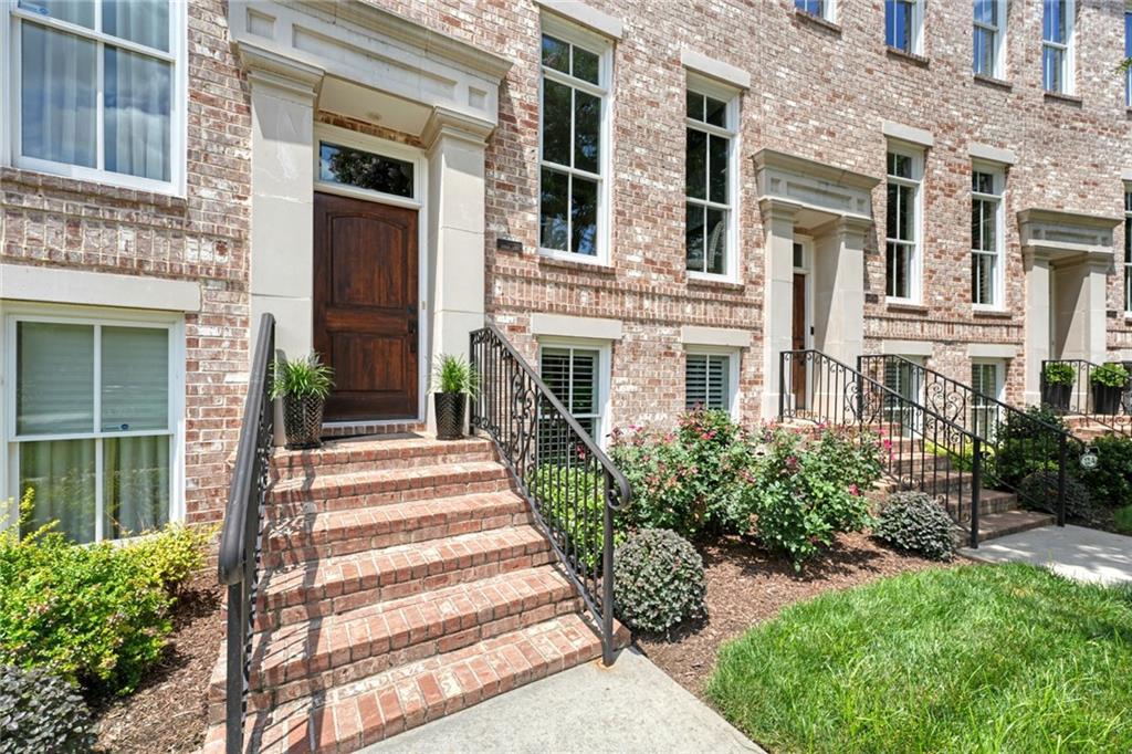 222 Inman Ln., Atlanta, GA 30307