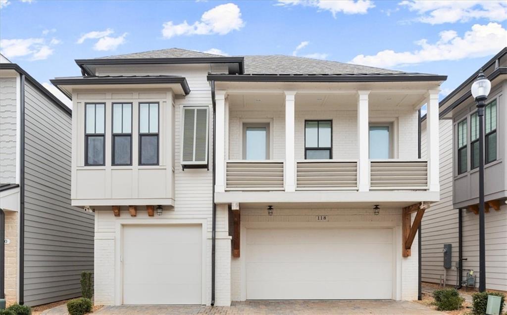 118 Village Green Ave., Woodstock, GA 30189