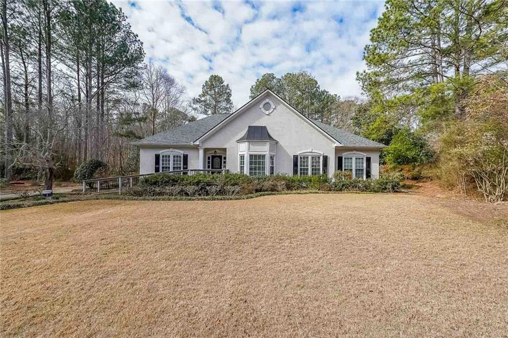 1183 Mountainside Dr., Kennesaw, GA 30152
