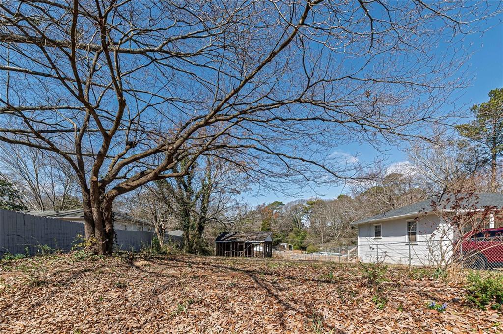 491 Woodrow Ave., Hapeville, GA 30354