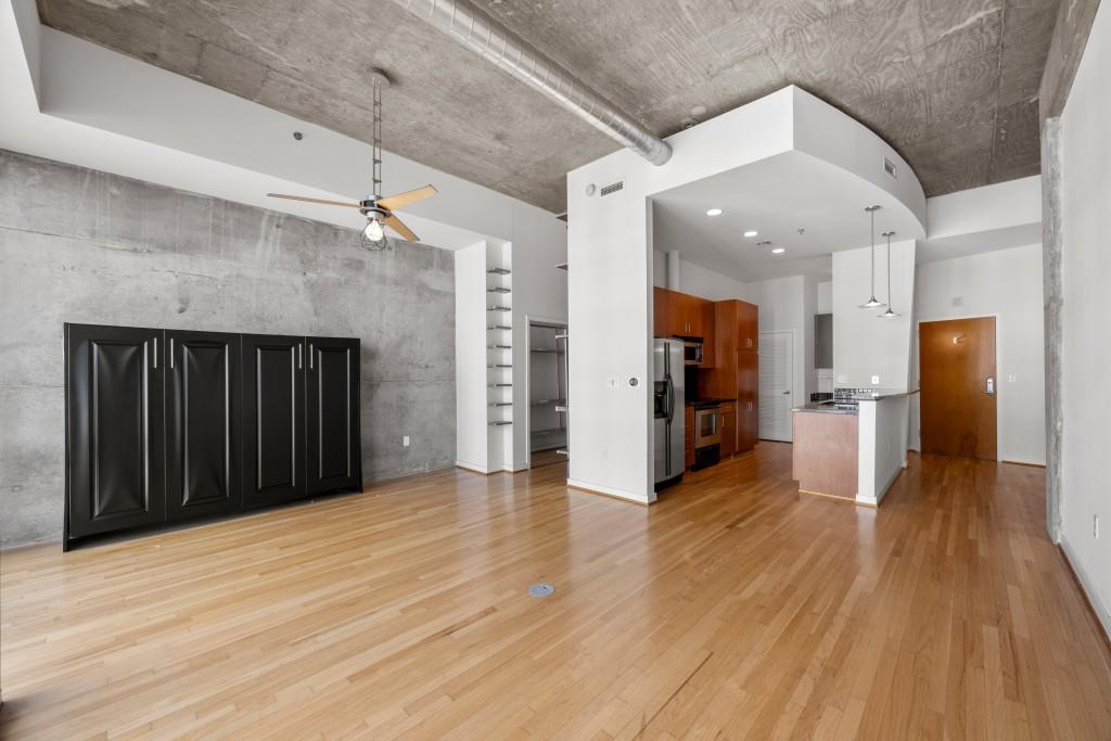 943 Peachtree St. #2009, Atlanta, GA 30309