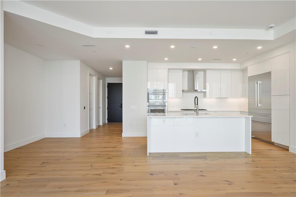 2425 Peachtree Rd. #903, Atlanta, GA 30305