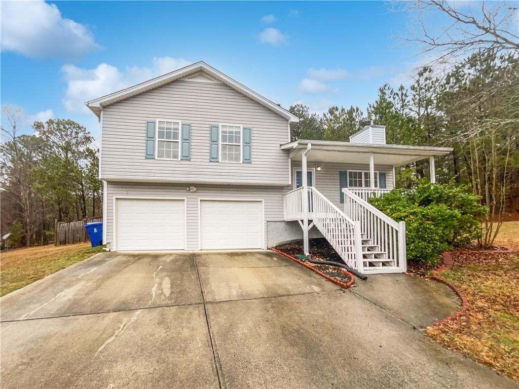 105 Huntington Ct., Dallas, GA 30132