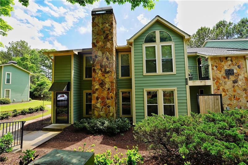 1013 Canyon Point Cir., Roswell, GA 30076