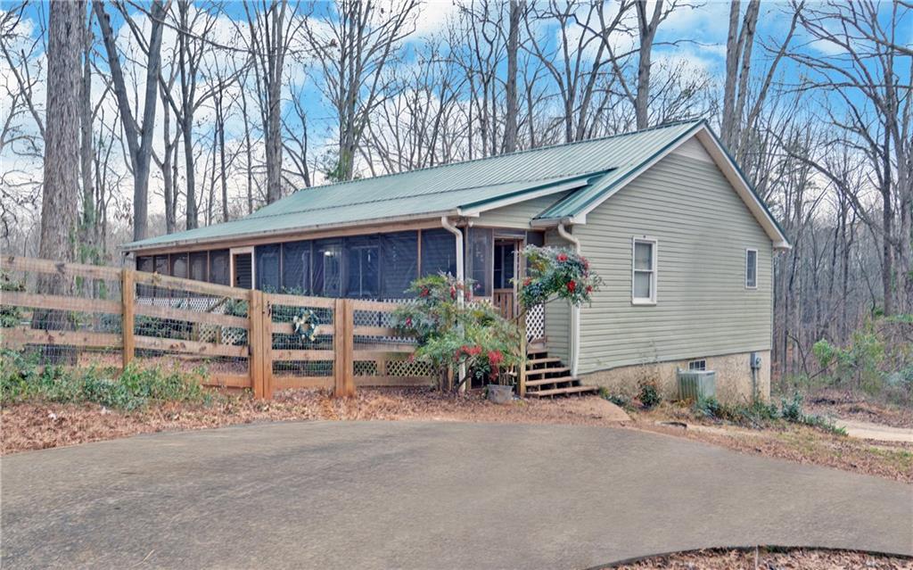 412 Winford Smith Rd., Athens, GA 30607