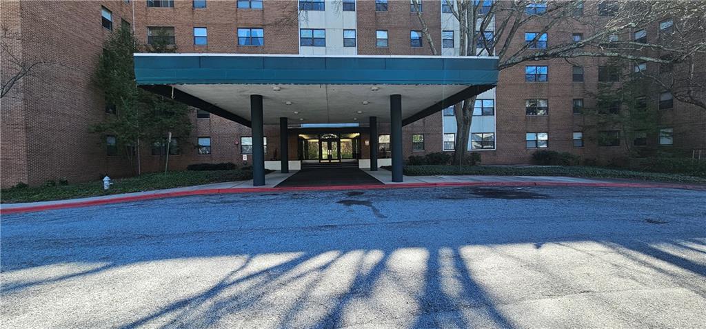 2965 Pharr Court South #316, Atlanta, GA 30305