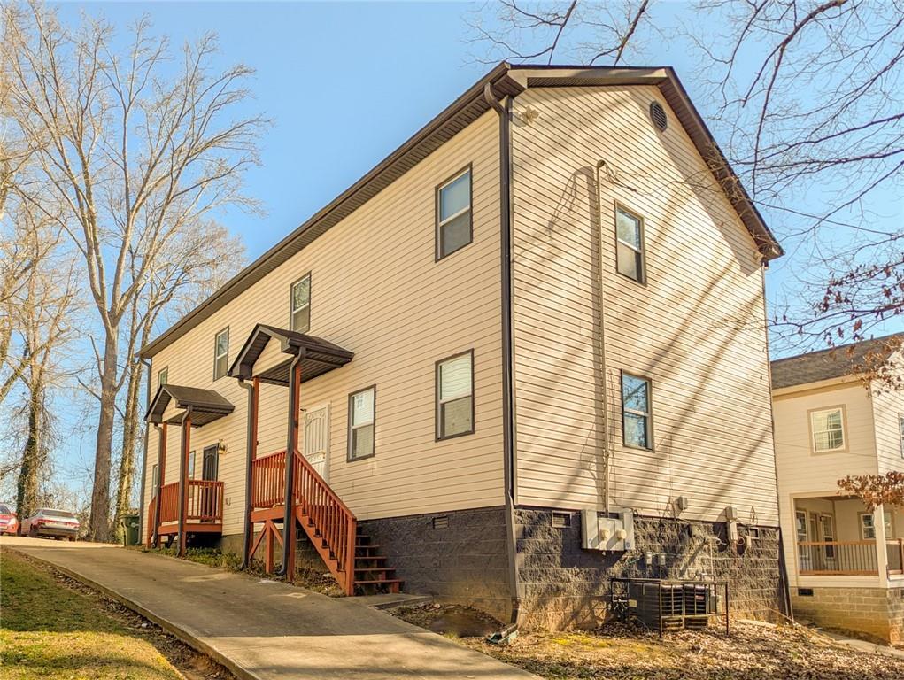 1971 East Ave., Atlanta, GA 30318