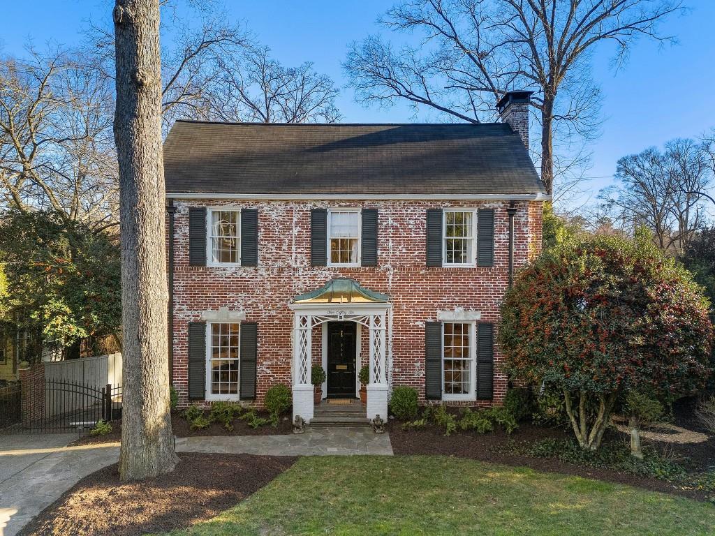 586 Collier Rd., Atlanta, GA 30318