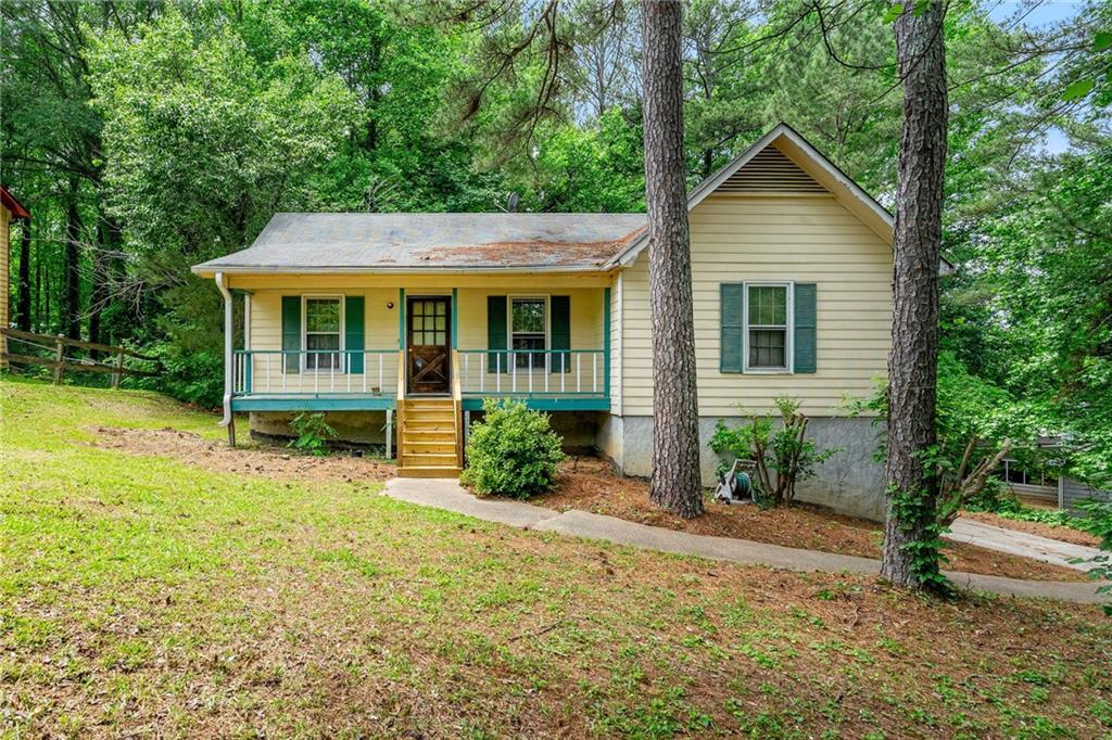 7281 Fernwood Dr., Riverdale, GA 30296