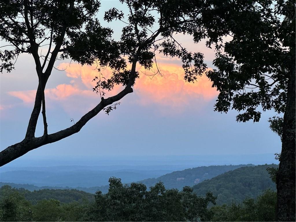 524 Columbine Dr., Big Canoe, GA 30143