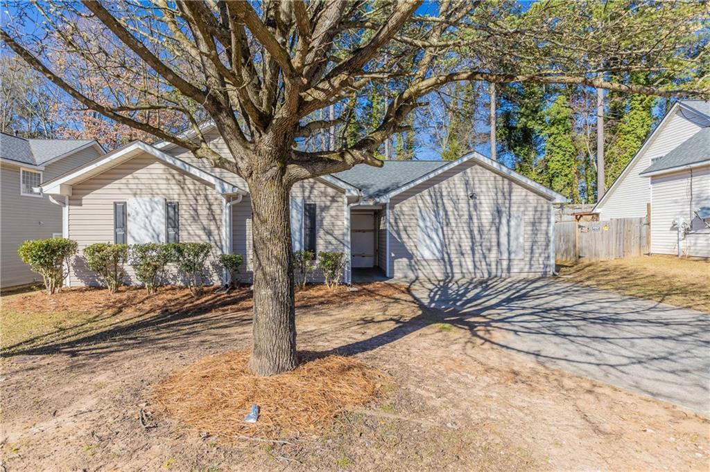 5193 Seaside Ct., Atlanta, GA 30349