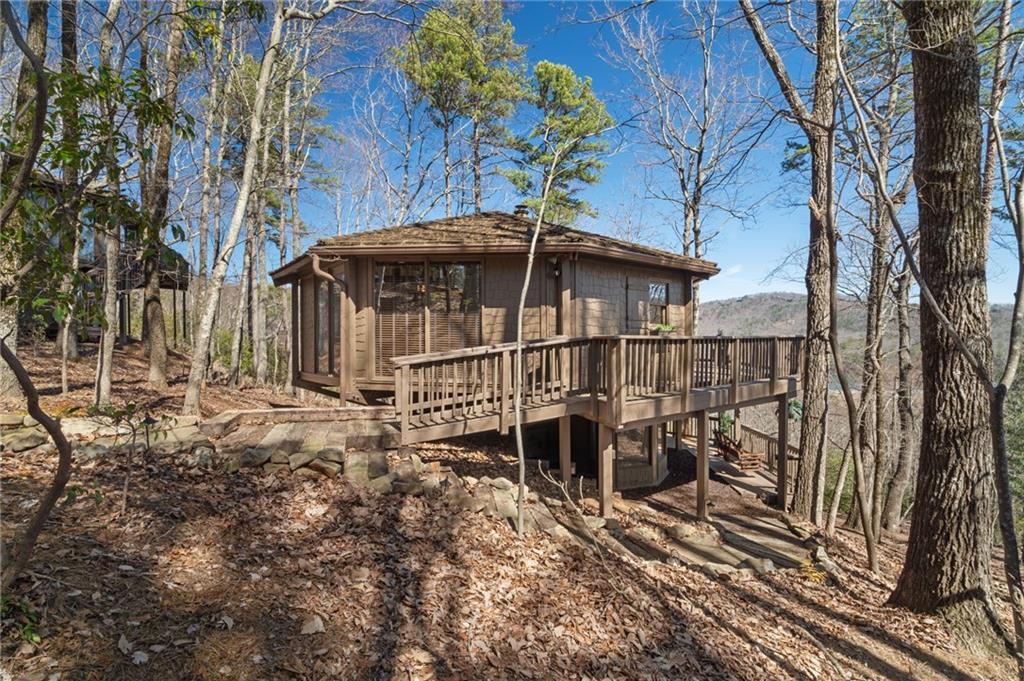 254 Treetopper Cir., Big Canoe, GA 30143