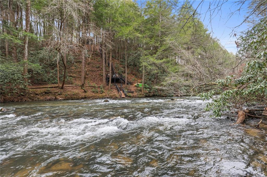 11,12 Cherokee Ln., Mccaysville, GA 30555
