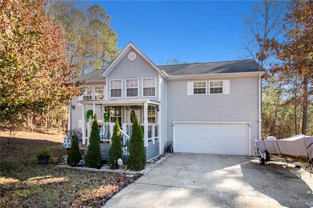7865 Lake Ter., Douglasville, GA 30134