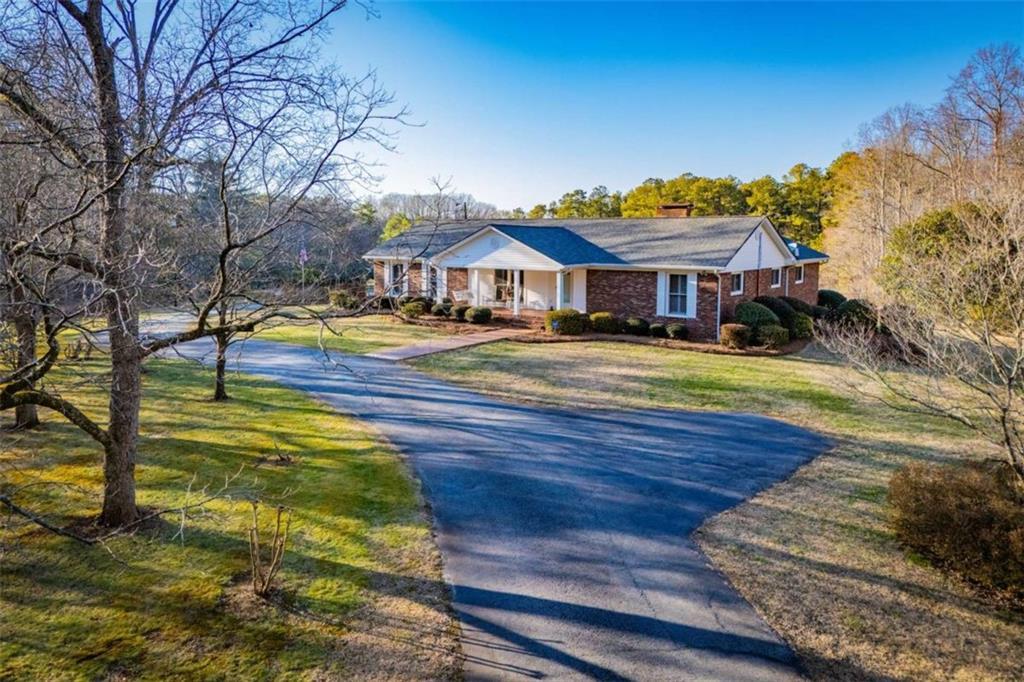 300 Little Vine Church Rd., Bremen, GA 30110