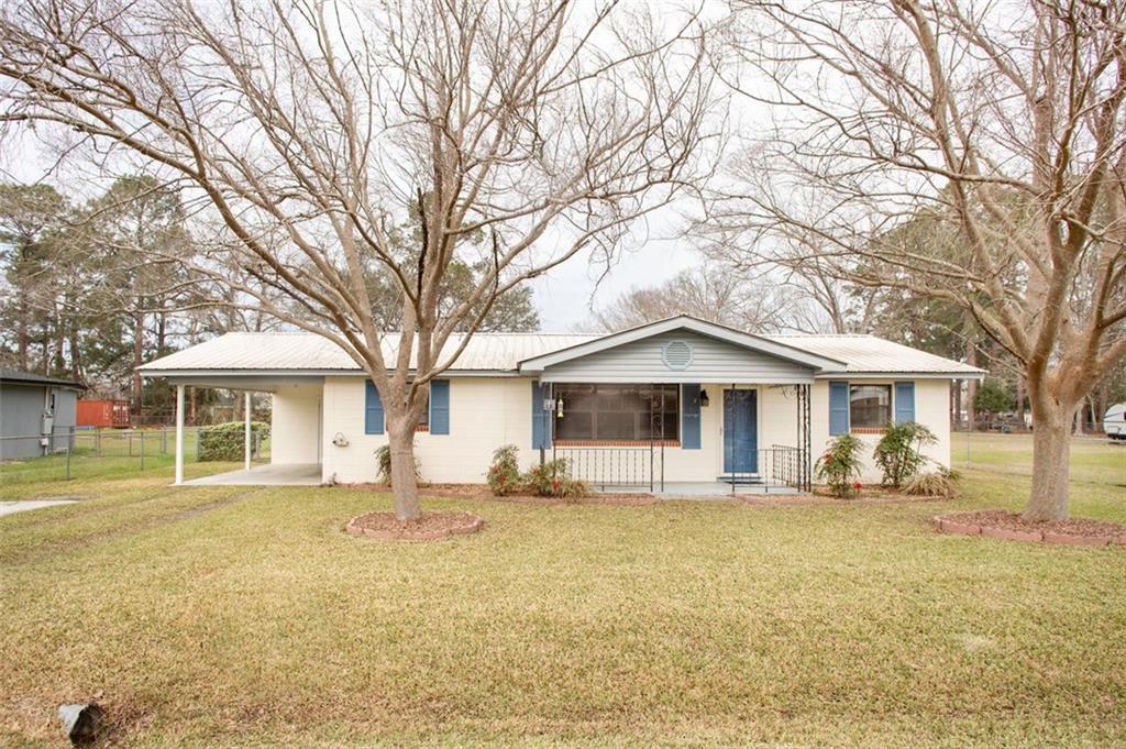 2836 Evergreen Rd., Waycross, GA 31503