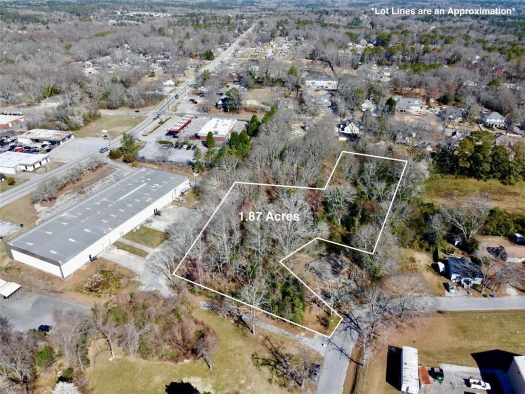 1070 Barton St., Conyers, GA 30012
